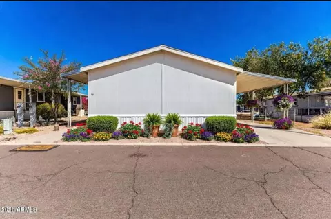 2200 N Delaware Dr #69, Apache Junction, AZ 85120