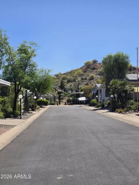 2233 E Behrend Dr #227, Phoenix, AZ 85024