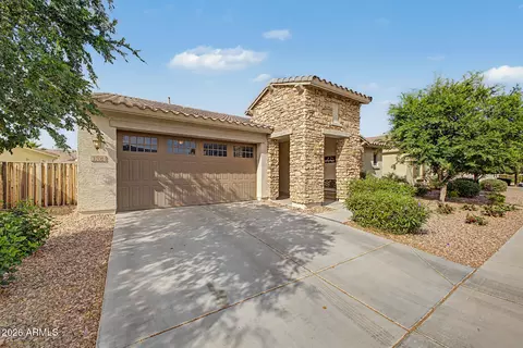 3700 E Blue Spruce Ln, Gilbert, AZ 85298 photo 2