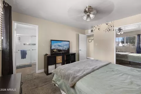Bedroom - 418 E Orchid Ln, Phoenix, AZ 85020 photo 5 of 7