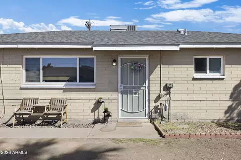 Exterior - 418 E Orchid Ln, Phoenix, AZ 85020 photo 3 of 5