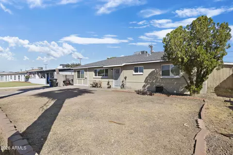 Exterior - 418 E Orchid Ln, Phoenix, AZ 85020 photo 2 of 4