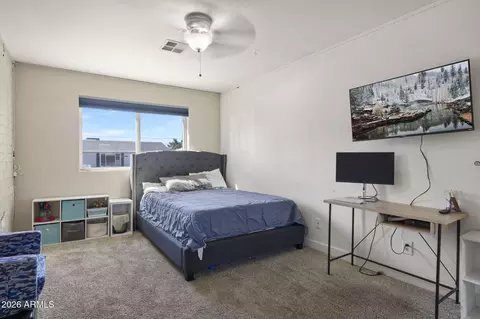 Bedroom - 418 E Orchid Ln, Phoenix, AZ 85020 photo 1 of 7