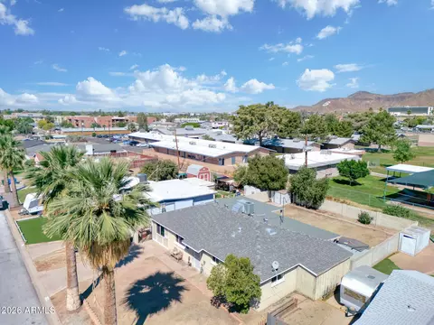 View/Area - 418 E Orchid Ln, Phoenix, AZ 85020 photo 1 of 7