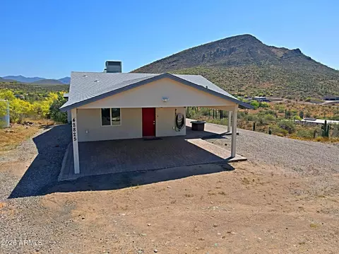 42825 N 17th Pl, New River, AZ 85087