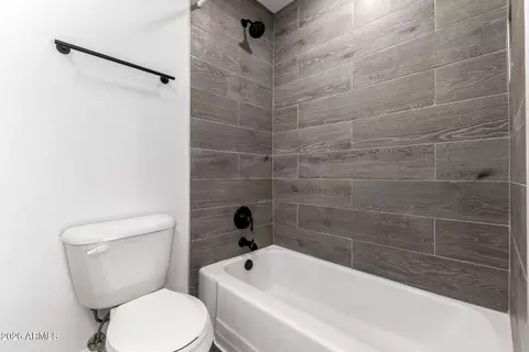 Bath - 9022 N 18th Dr, Phoenix, AZ 85021 photo 3 of 3
