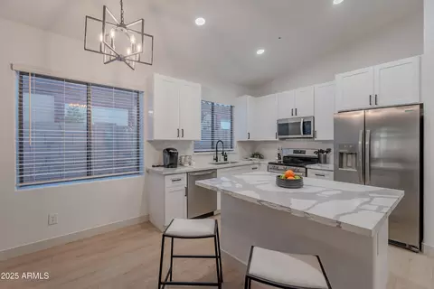 Kitchen - 10510 E Flower Ave, Mesa, AZ 85208 photo 2 of 5
