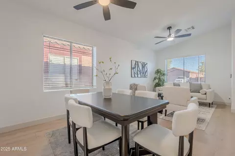 Dining - 10510 E Flower Ave, Mesa, AZ 85208 photo 2 of 5