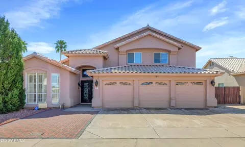 1331 W Beck Ln, Phoenix, AZ 85023