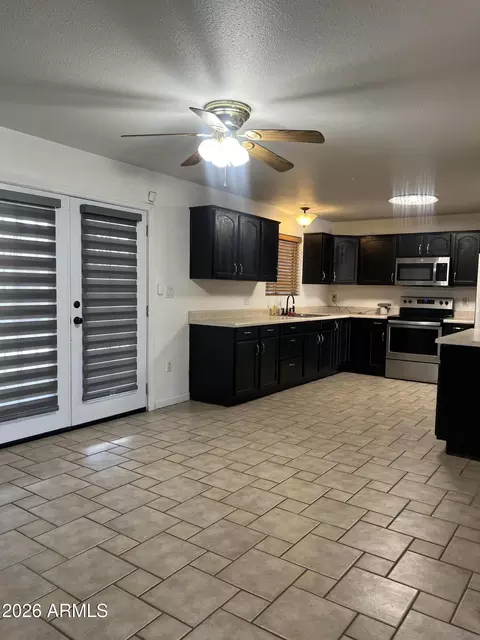Kitchen - 5337 W Coronado Rd, Phoenix, AZ 85035 photo 2 of 3