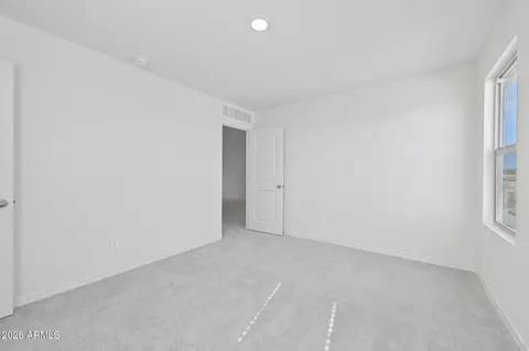 Bedroom - 6427 S 78th Ln, Phoenix, AZ 85043 photo 6 of 11