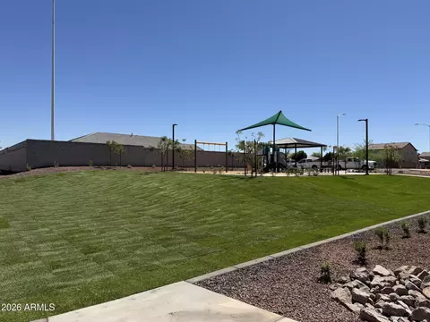 Exterior - 6427 S 78th Ln, Phoenix, AZ 85043 photo 2 of 3