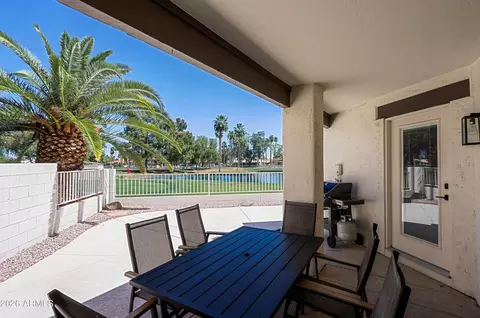 17229 N Zuni Trl, Surprise, AZ 85374