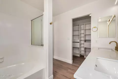 Bath - 4505 E Scott Ave, Gilbert, AZ 85234 photo 2 of 3
