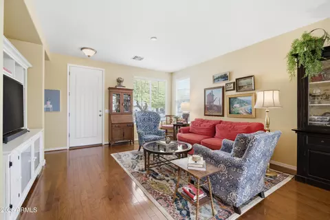 Living - 4401 E Los Altos Dr, Gilbert, AZ 85297 photo 3 of 4