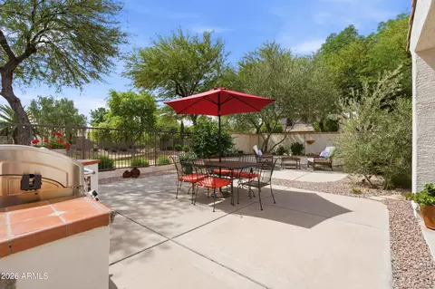 Exterior - 4401 E Los Altos Dr, Gilbert, AZ 85297 photo 3 of 34