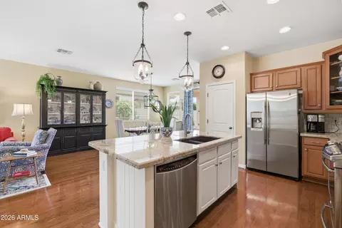 Kitchen - 4401 E Los Altos Dr, Gilbert, AZ 85297 photo 5 of 8