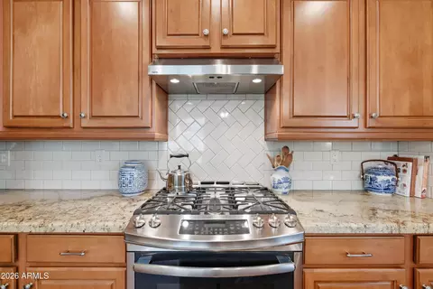 Kitchen - 4401 E Los Altos Dr, Gilbert, AZ 85297 photo 8 of 8