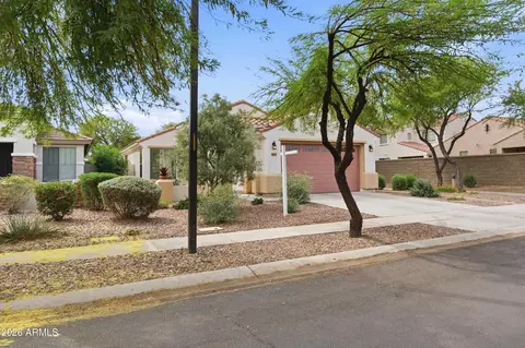 Exterior - 4401 E Los Altos Dr, Gilbert, AZ 85297 photo 4 of 34