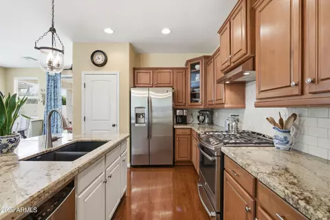 Kitchen - 4401 E Los Altos Dr, Gilbert, AZ 85297 photo 6 of 8