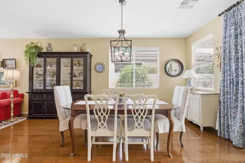 Dining - 4401 E Los Altos Dr, Gilbert, AZ 85297 photo 2 of 3