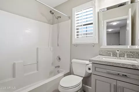 Bath - 21844 N 40th Pl, Phoenix, AZ 85050 photo 4 of 4