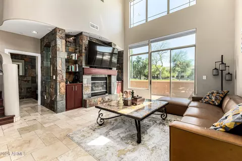 14450 N Thompson Peak Pkwy #140, Scottsdale, AZ 85260