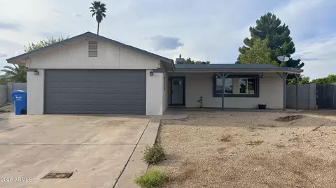 922 W Angela Dr, Phoenix, AZ 85023
