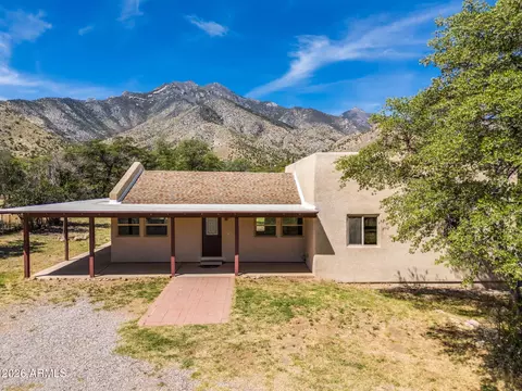 9626 S Turkey Track Rd, Hereford, AZ 85615