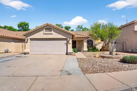1040 W Seagull Dr, Chandler, AZ 85286