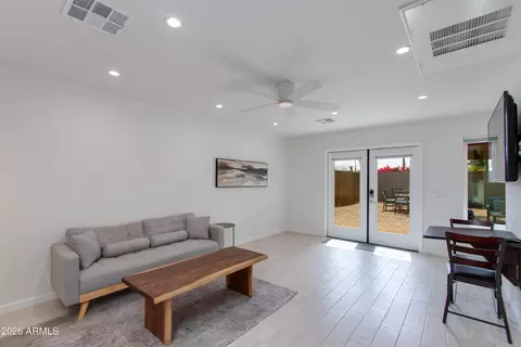 Living - 4440 E Campbell Ave, Phoenix, AZ 85018 photo 3 of 3