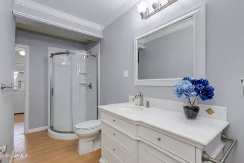 Bath - 4440 E Campbell Ave, Phoenix, AZ 85018 photo 3 of 5