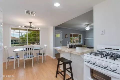 Dining - 4440 E Campbell Ave, Phoenix, AZ 85018 photo 3 of 3