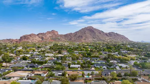 View/Area - 4440 E Campbell Ave, Phoenix, AZ 85018 photo 5 of 6