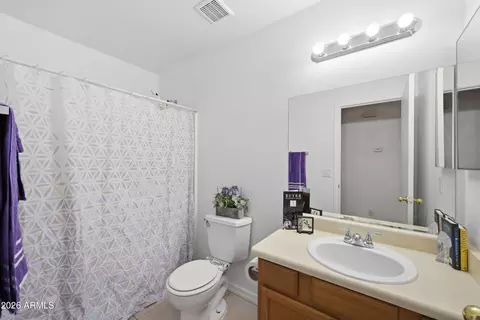 Bath - 3527 E Batten Rd, Eloy, AZ 85131 photo 2 of 2
