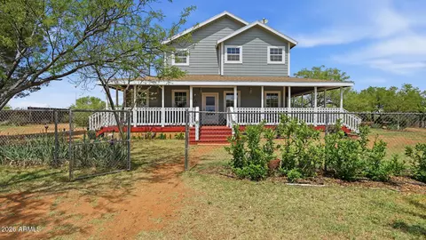 6387 S Alvarado Pl, Hereford, AZ 85615