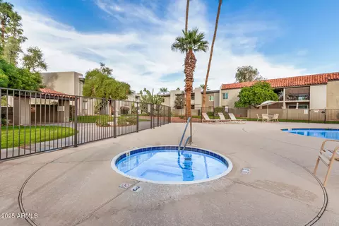 Exterior - 4201 E Camelback Rd #15, Phoenix, AZ 85018 photo 5 of 8