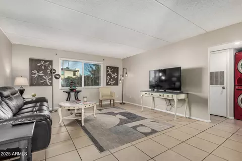 Living - 4201 E Camelback Rd #15, Phoenix, AZ 85018 photo 3 of 4