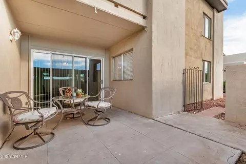 Exterior - 4201 E Camelback Rd #15, Phoenix, AZ 85018 photo 4 of 8