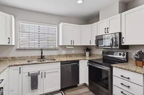 Kitchen - 2253 E Jaeger St, Mesa, AZ 85213 photo 3 of 3