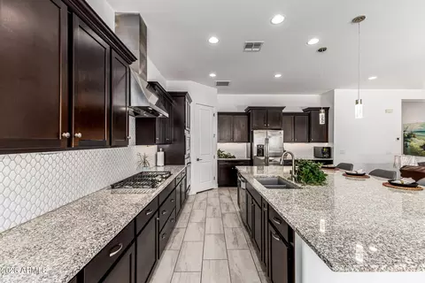 Kitchen - 9843 E Rubidium Ave, Mesa, AZ 85212 photo 3 of 4