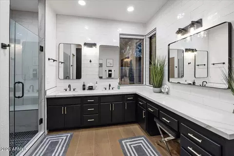 Bath - 222 Bowstring Dr, Sedona, AZ 86336 photo 2 of 4