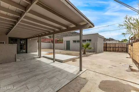 Exterior - 1439 E Hatcher Rd, Phoenix, AZ 85020 photo 3 of 4