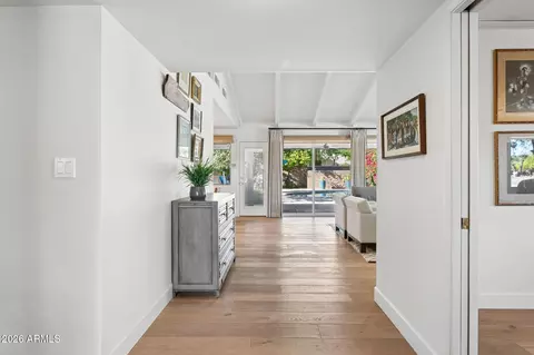Entry Way - 2140 E Solano Dr, Phoenix, AZ 85016 photo 2 of 2