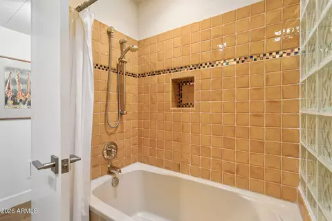 Bath - 2140 E Solano Dr, Phoenix, AZ 85016 photo 6 of 6