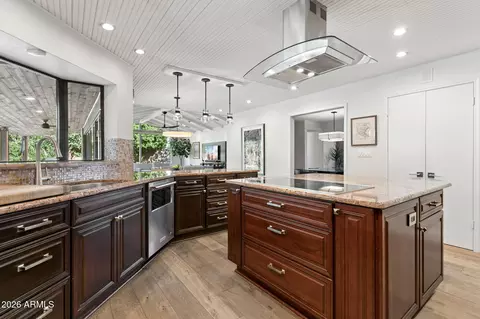 Kitchen - 2140 E Solano Dr, Phoenix, AZ 85016 photo 4 of 4