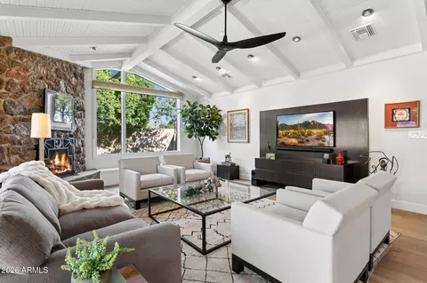 Living - 2140 E Solano Dr, Phoenix, AZ 85016 photo 2 of 3