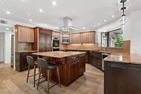 Kitchen - 2140 E Solano Dr, Phoenix, AZ 85016 photo 2 of 4