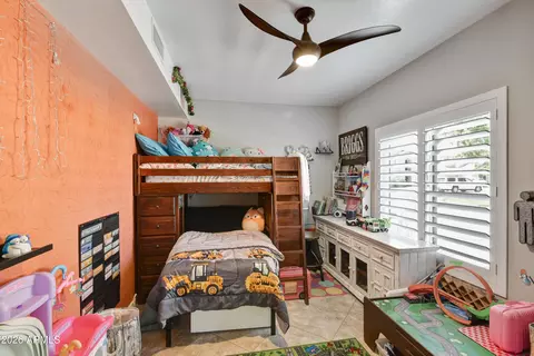 Bedroom - 4413 E Bluefield Ave, Phoenix, AZ 85032 photo 4 of 4