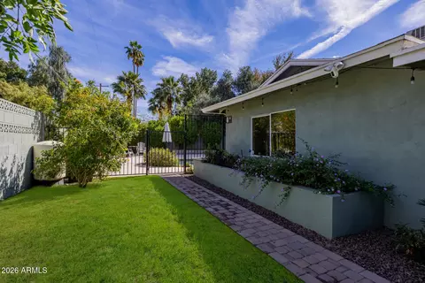 Exterior - 4942 E Whitton Ave, Phoenix, AZ 85018 photo 18 of 31